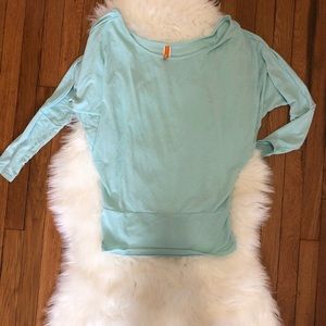 Lucy 3/4 sleeve top
